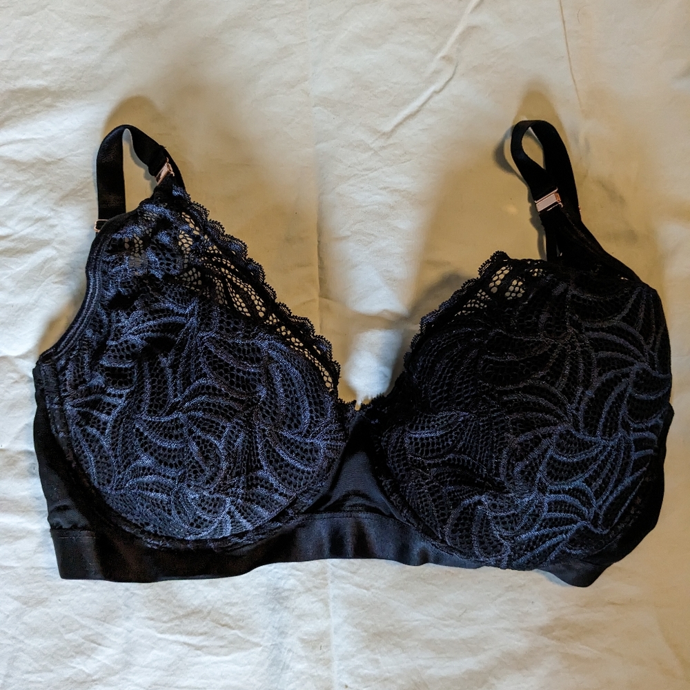 Hot Milk nursing bra 38F Black Lace Plunge